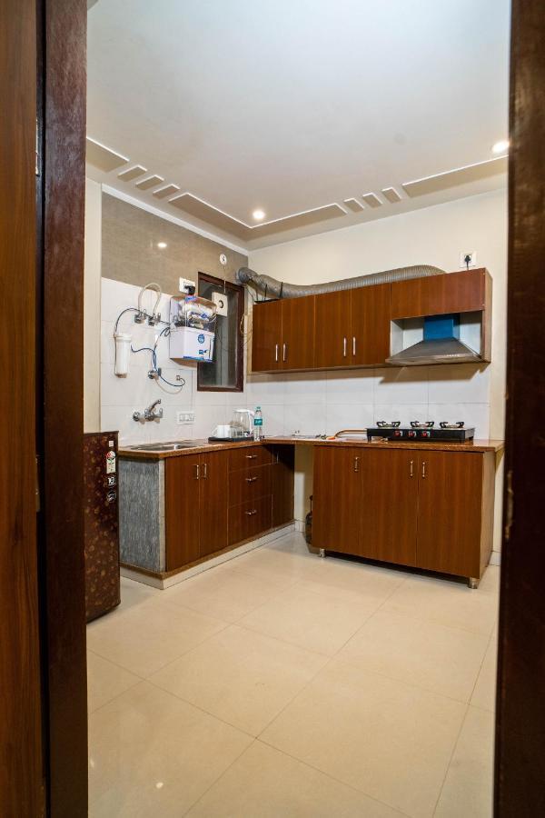 The Lodgers 2 Bhk Serviced Apartment Infront Of Artemis Hospital Gurgaon Exterior foto
