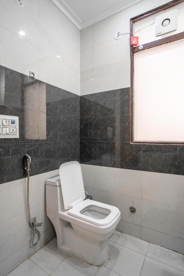 The Lodgers 2 Bhk Serviced Apartment Infront Of Artemis Hospital Gurgaon Exterior foto