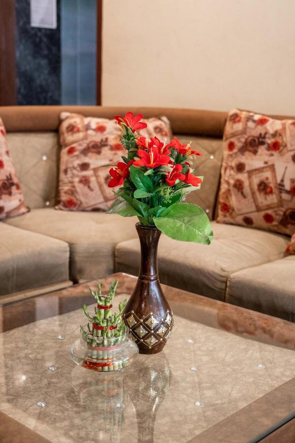 The Lodgers 2 Bhk Serviced Apartment Infront Of Artemis Hospital Gurgaon Exterior foto