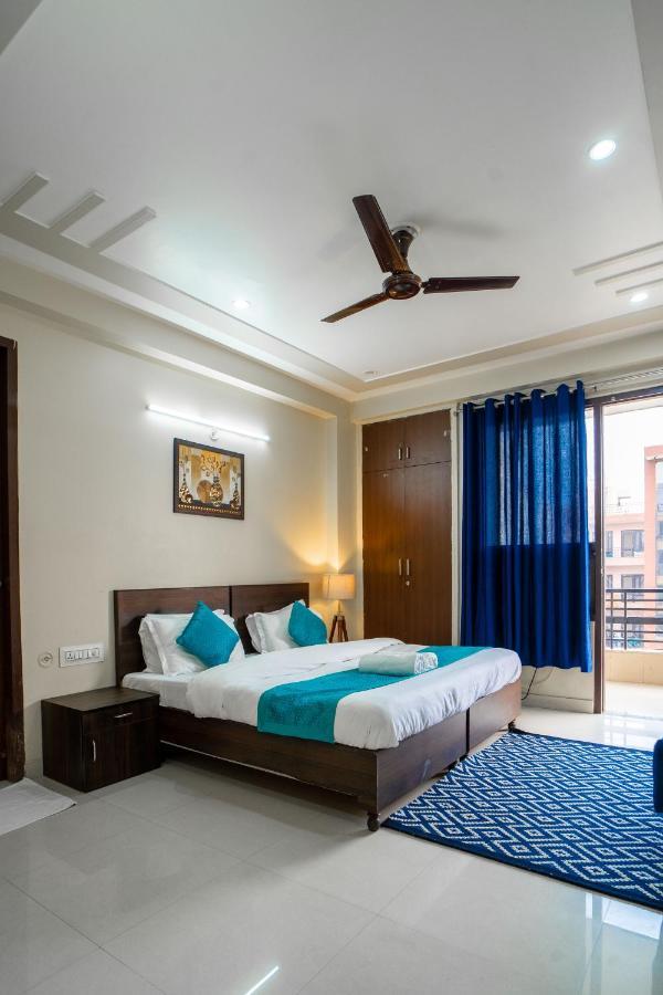 The Lodgers 2 Bhk Serviced Apartment Infront Of Artemis Hospital Gurgaon Exterior foto