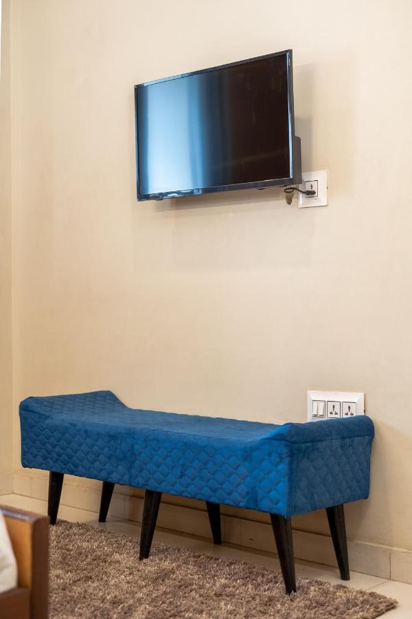 The Lodgers 2 Bhk Serviced Apartment Infront Of Artemis Hospital Gurgaon Exterior foto